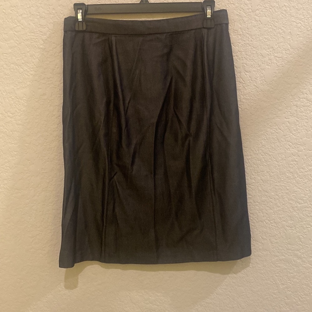 🌹Host Pick🌹▶️Ann Taylor◀️ Mini Skirt - Size 4p - Picture 6 of 9